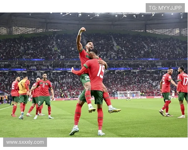 陶罗与摩塔瓜的激烈对决揭示了足球战术与团队合作的深刻内涵